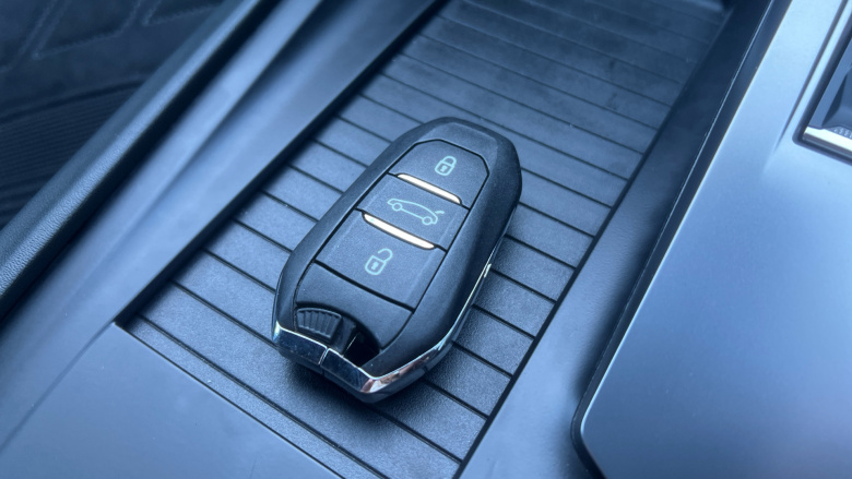 Peugeot 308 115kW GT 54kWh 5dr Auto Electric Hatchback